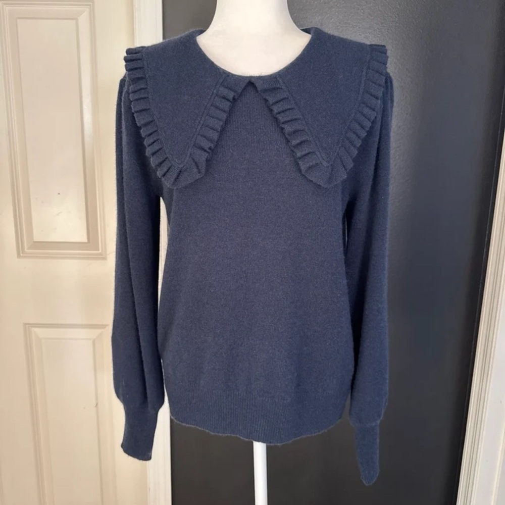 Autumn Cashmere Navy Peter Pan Collared Puff Sleeve 100% Cashmere Sweater
Large - Picture 7 of 12
